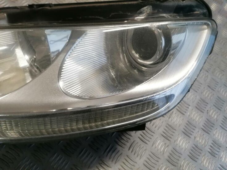 Priekšējais kreisais lukturis priekš VW PHAETON 2003