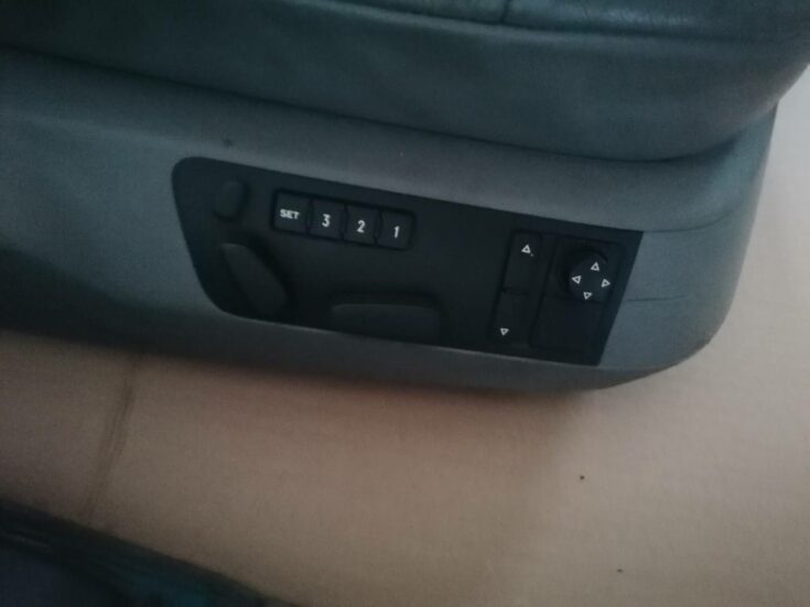 Sēdekļu komplekts priekš VW PHAETON 2003