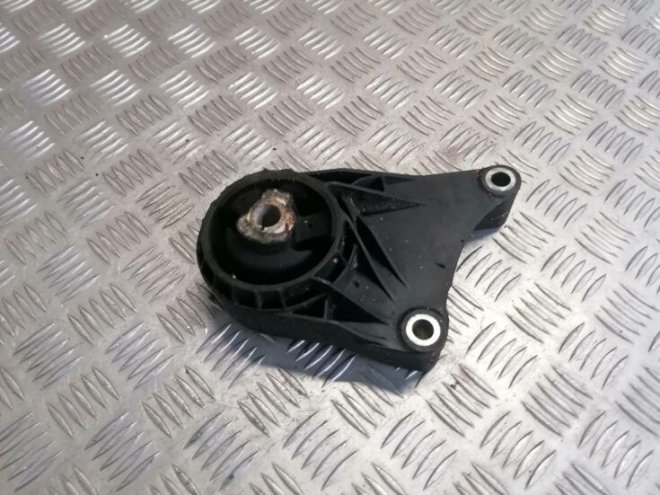 Dzinēja spilvens priekš OPEL INSIGNIA SPORTS TOURER 2013