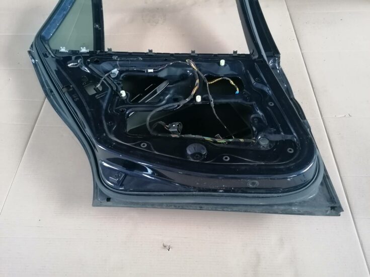 Aizmugurējās kreisās durvis priekš BMW 318D E91 2008 TOURING