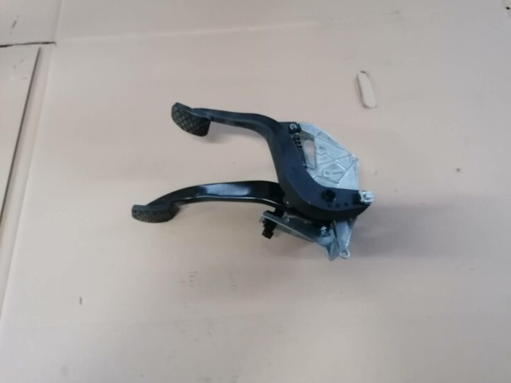 Pedāļu bloks priekš BMW 318D E91 2008 TOURING