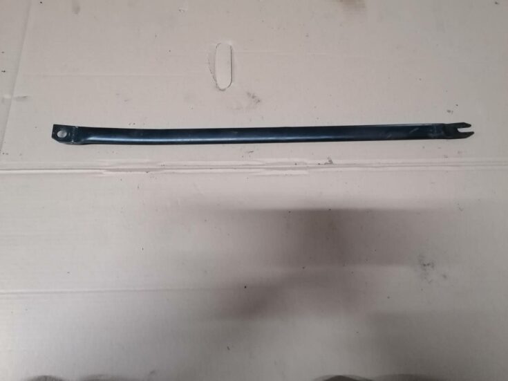 Priekšējo statņu stiprinājums priekš BMW 318D E91 2008 TOURING