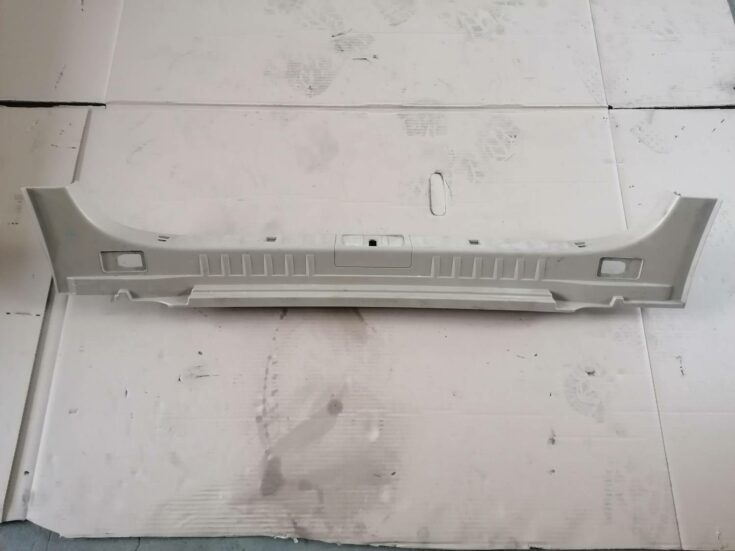 Bagažnieka nodalījuma sliekšņa uzlika priekš BMW 318D E91 2008 TOURING