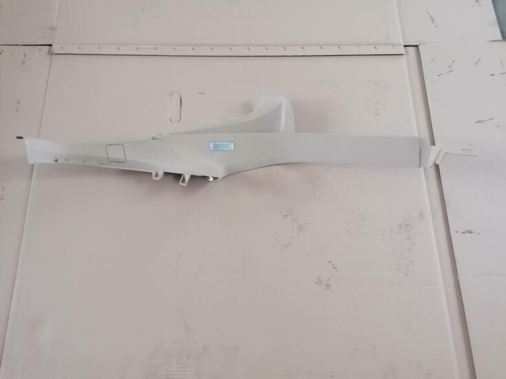 Bagažnieka nodalījuma statnes apdare priekš BMW 318D E91 2008 TOURING