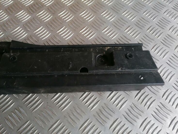Bagāžnieka nodalījuma plastmasa priekš BMW 318D E91 2008 TOURING