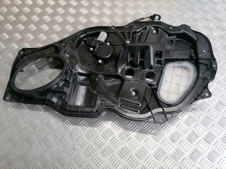 Stikla pacelšanas mehānisma panele priekš MAZDA 6 2007