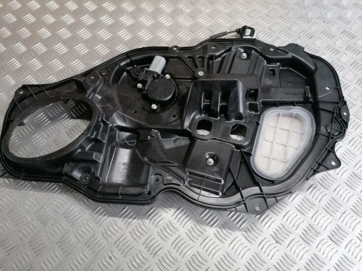 Stikla pacelšanas mehānisma panele priekš MAZDA 6 2007