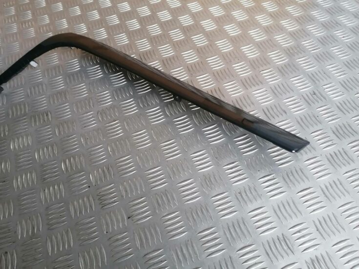 Mērinstrumentu paneļa dekoratīvā uzlika priekš MAZDA 6 2007