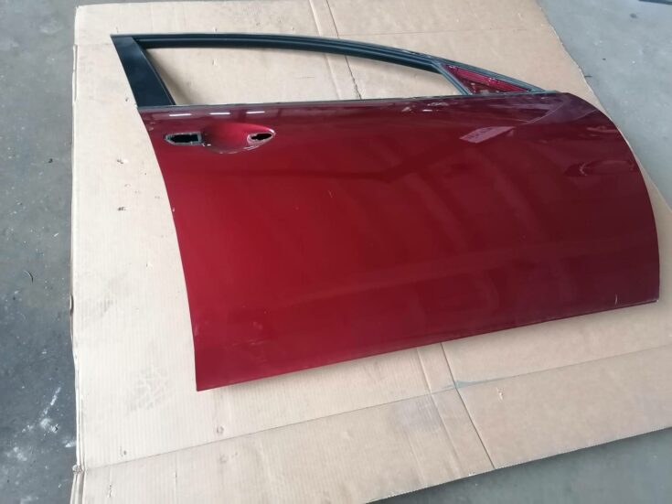 Aizmugurējās labās durvis priekš MAZDA 6 2007