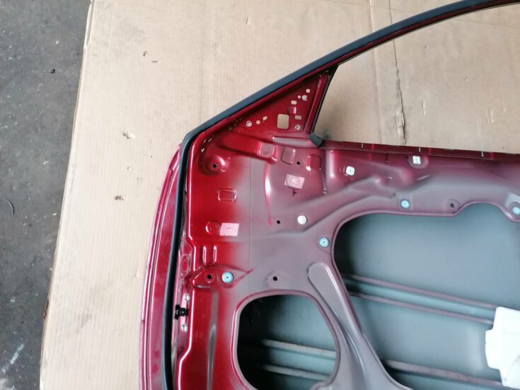 Aizmugurējās labās durvis priekš MAZDA 6 2007