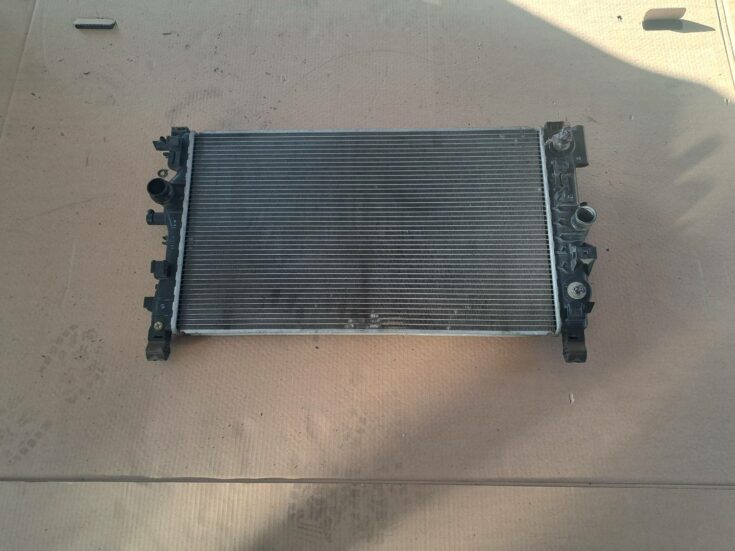 Dzesēšanas radiators priekš OPEL ASTRA J 2012