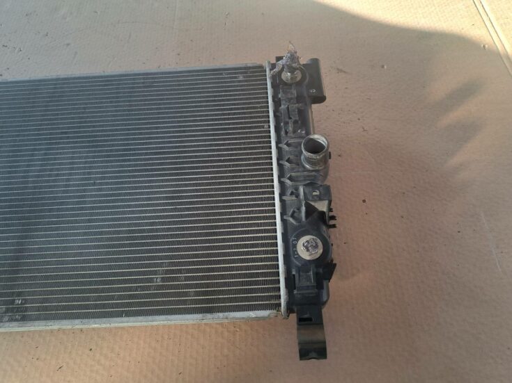 Dzesēšanas radiators priekš OPEL ASTRA J 2012