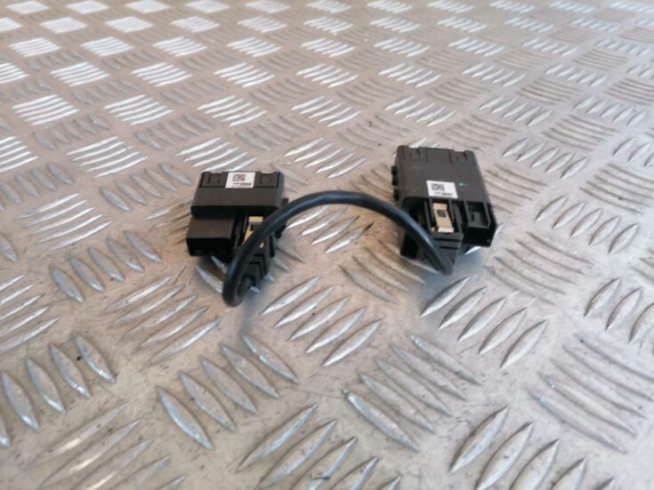 Audio/video AUX adapteris priekš OPEL ASTRA J 2012