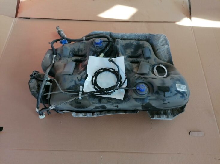 Degvielas tvertne priekš OPEL ASTRA J 2012