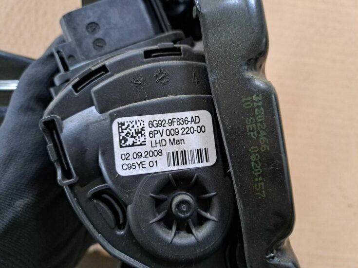 Pedāļu bloks priekš VOLVO V70 2009