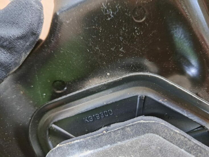 Sajūga pedālis priekš VOLVO V70 2009