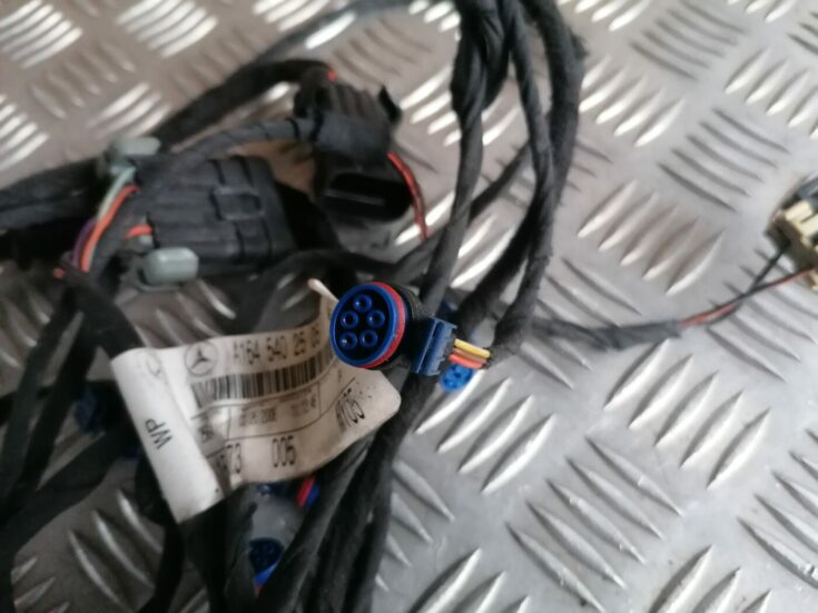 Priekšējo miglas lukturu vads priekš MERCEDES BENZ ML280 2008 OBSIDIAN BLACK
