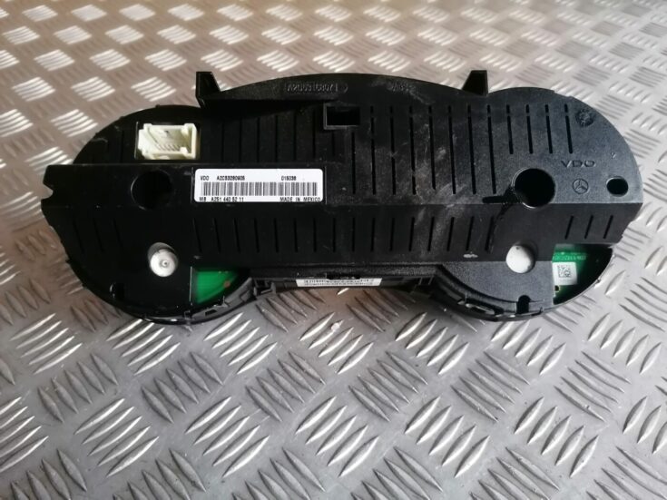 Spidometrs priekš MERCEDES BENZ ML280 2008 OBSIDIAN BLACK
