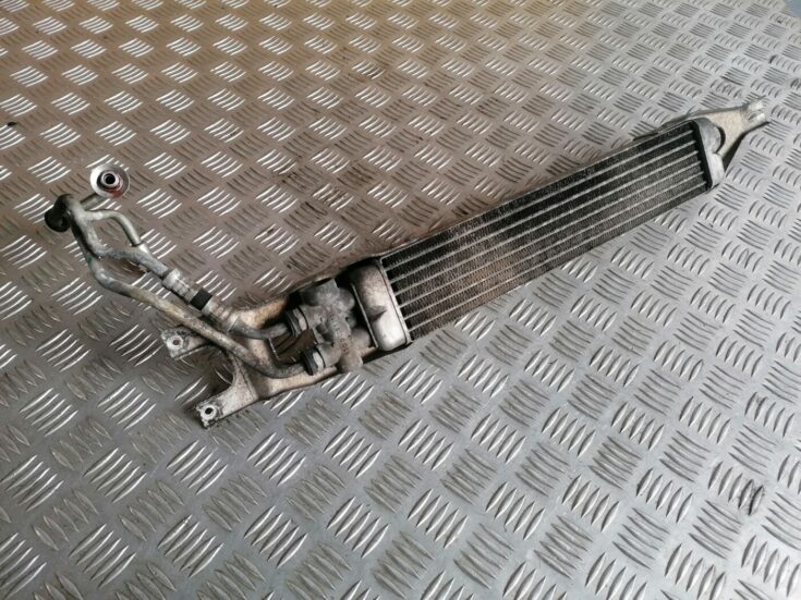 Eļļas radiators priekš MERCEDES BENZ ML280 2008 OBSIDIAN BLACK