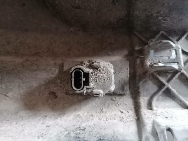 Aizmugurēja bufera stūris priekš VW CRAFTER 2018