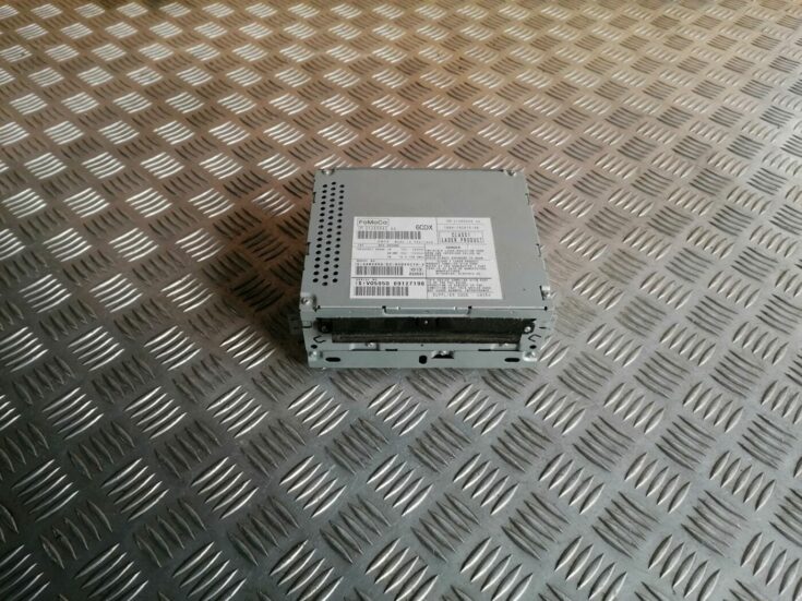 CD/DVD/Navigācijas bloks priekš VOLVO V70 2009