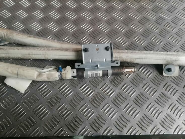 Griestu drošības spilvens, pa kreisi priekš VOLVO V70 2009