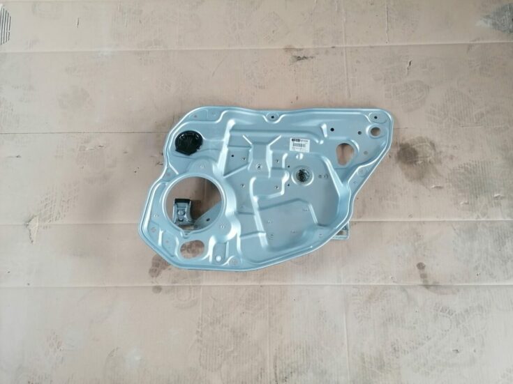 Stikla pacelšanas mehānisma panele priekš VOLVO V70 2009