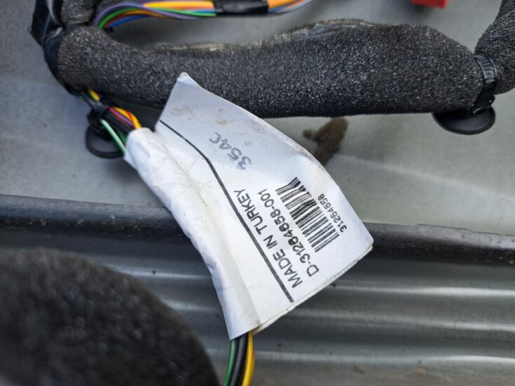 Aizmugurējās labās durvis priekš VOLVO V70 2009