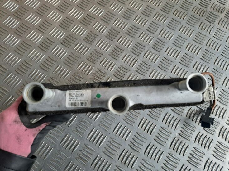 Apsildes sistēmas radiators priekš BMW 525 E60 2004 BLACK