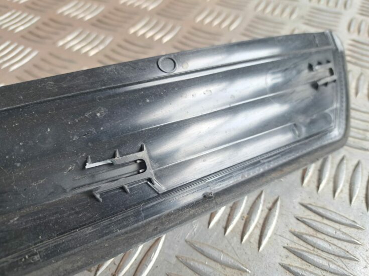 Sliekšņa aizmugurēja laba uzlika (salonā) priekš BMW 525 E60 2004 BLACK