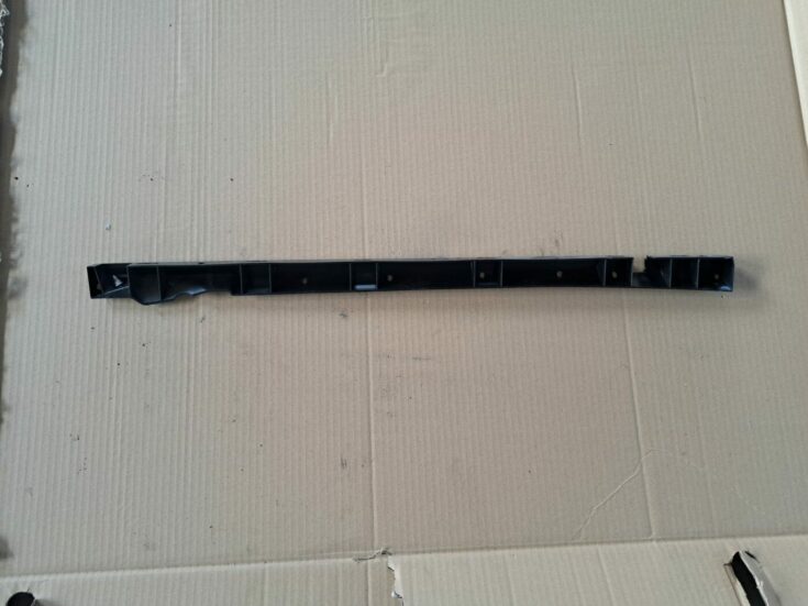 Durvju stikla moldings priekš BMW 525 E60 2004 BLACK
