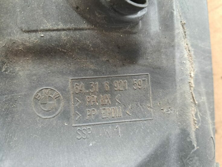 Gaisa vads priekš BMW 525 E60 2004 BLACK