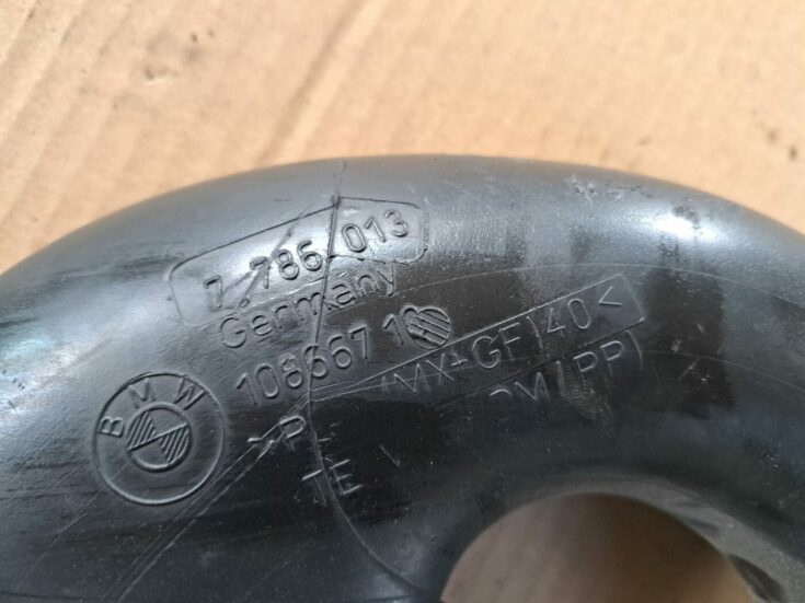 Turbīnas caurule priekš BMW 525 E60 2004 BLACK