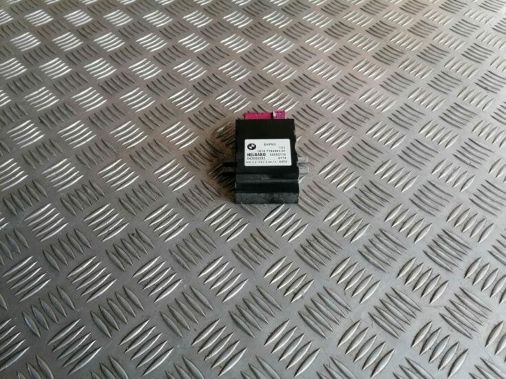 Degvielas smidzinātāju vadības bloks priekš BMW 525 E60 2004 BLACK