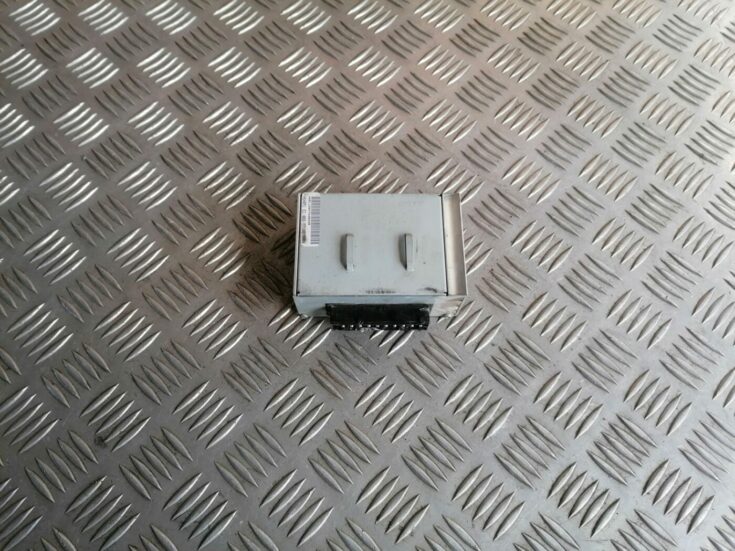 Audio pastiprinātāja bloks priekš BMW 525 E60 2004 BLACK
