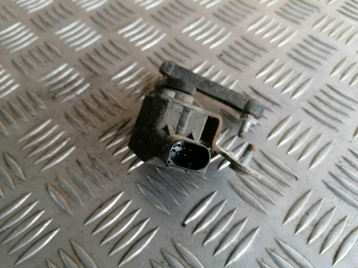 Lukturu diapazona korekcijas sensors, aizmugurē priekš BMW 525 E60 2004 BLACK