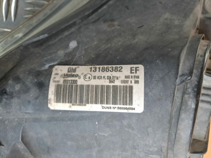 Priekšējais labais lukturis priekš OPEL CORSA 2007