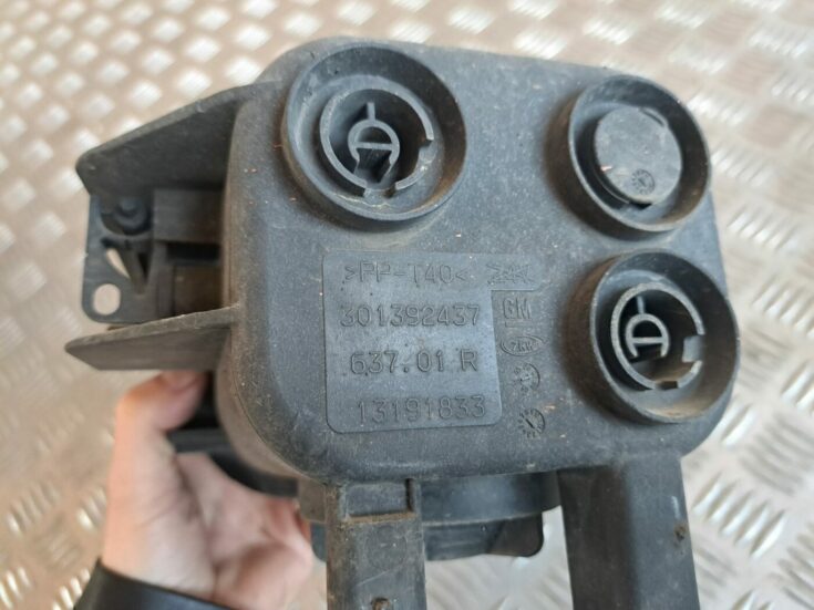 Miglas lukturis priekšā labajā pusē priekš OPEL CORSA 2007