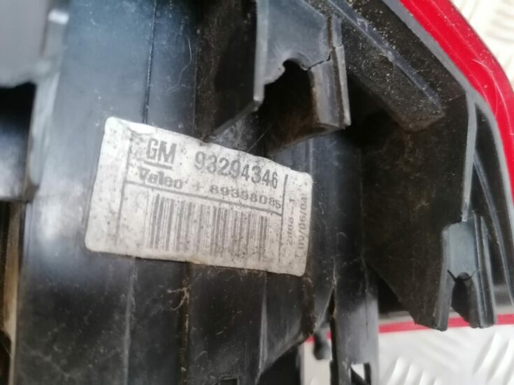 Aizmugurējais labais lukturis priekš OPEL MERIVA 2004