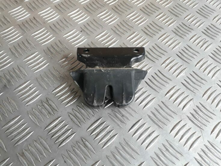 Bagāžnieka vāka slēdzene priekš AUDI A4 2000 AVANT