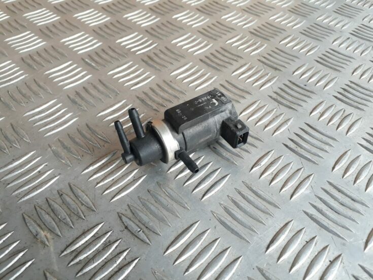 Solenoīda vakuuma vārsts priekš AUDI A4 2000 AVANT
