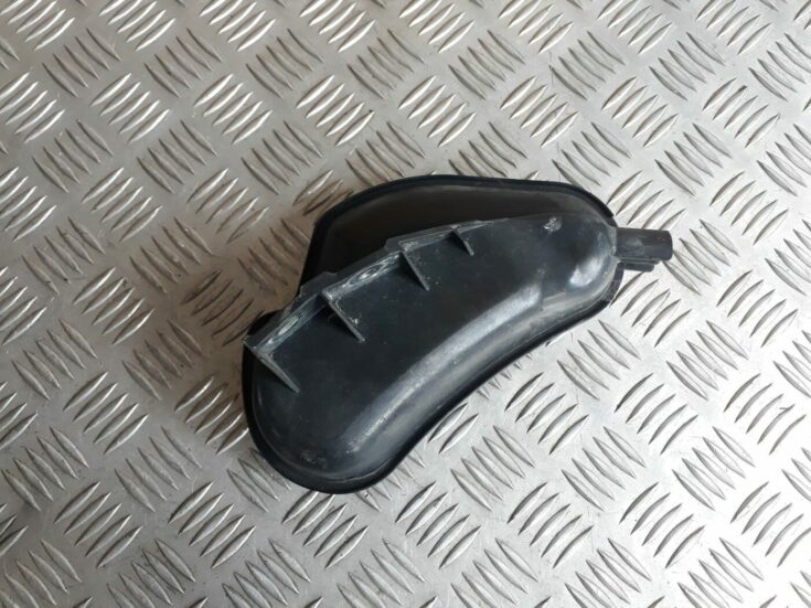 Vakuuma gaisa tilpne priekš AUDI A4 2000 AVANT