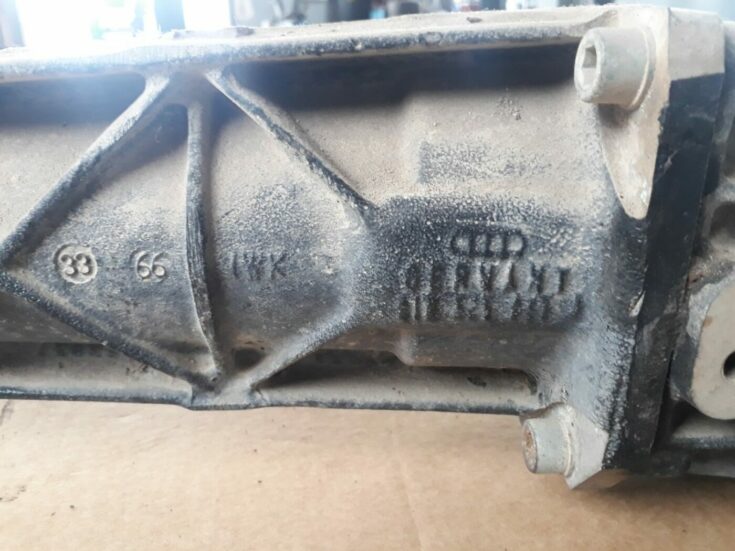 Aizmugurējais reduktors priekš AUDI A4 2000 AVANT