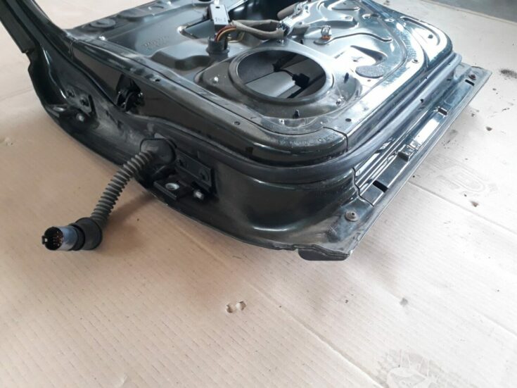 Aizmugurējās labās durvis priekš VOLVO S60 2007