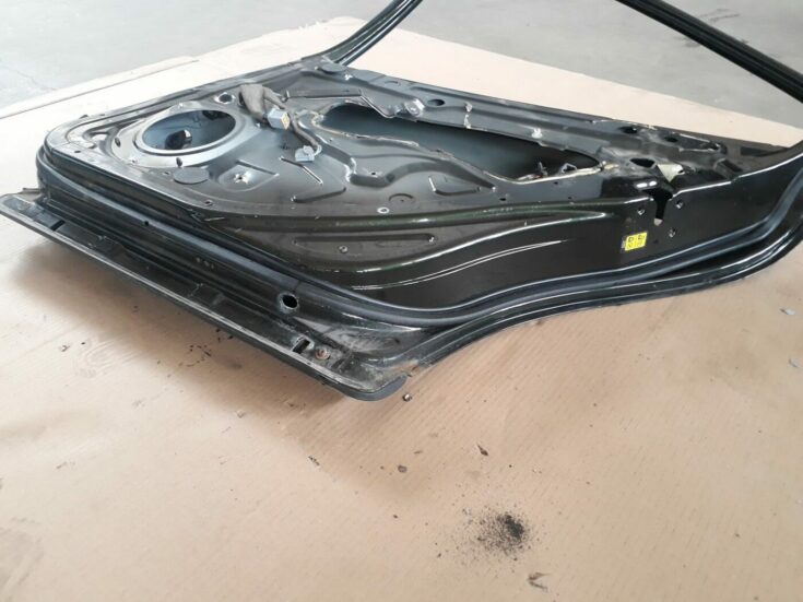 Aizmugurējās labās durvis priekš VOLVO S60 2007