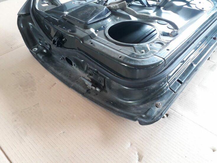 Priekšējās labās durvis priekš VOLVO S60 2007