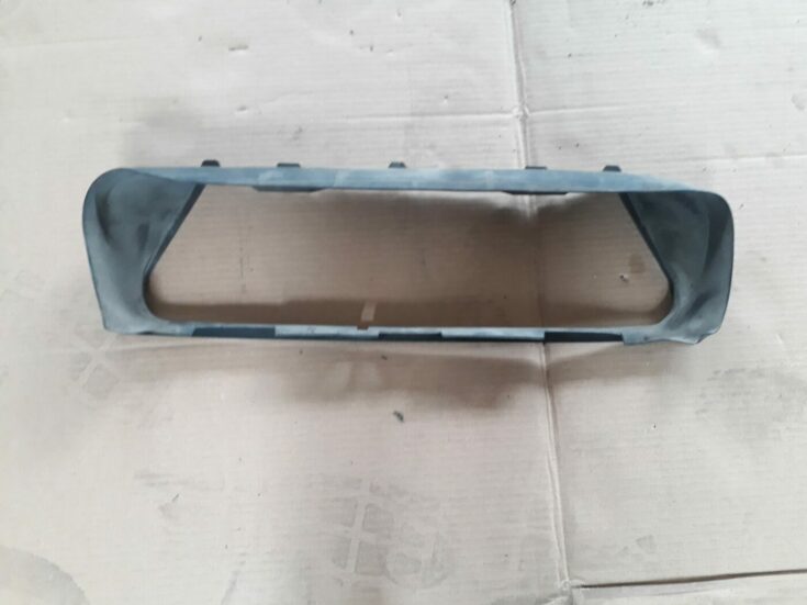Ieplūdes gaisa deflektors/Difuzors priekš VOLVO S60 2007