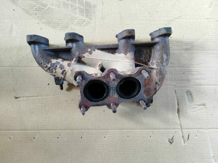 Izplūdes kolektors priekš VW GOLF IV 1999