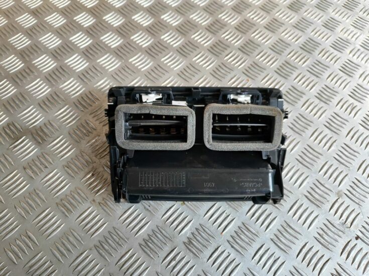 Mērinstrumentu paneļa gaisa vads, centrā priekš SKODA OCTAVIA 2008