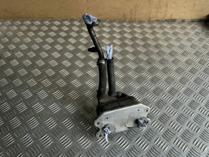 Eļļas radiators priekš VOLVO S60 2007